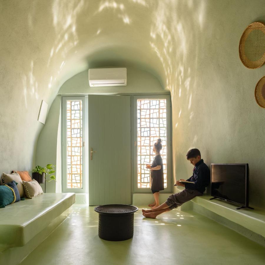 Sublime Villa & Caves Akrotiri  Exterior photo